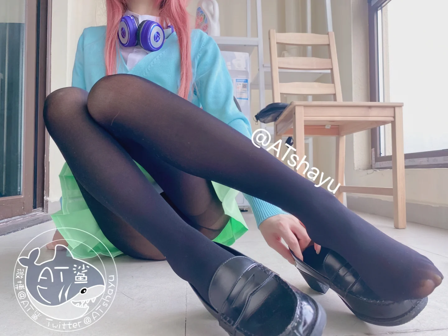 AT鲨 - 五等分的新娘·中野三玖 [47P-69MB] tg@simisebaisi 【丝足阁】005.webp